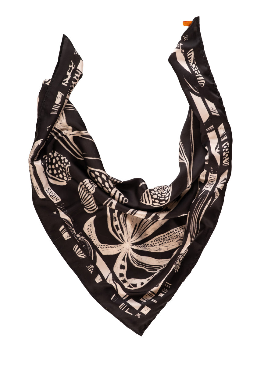 MIDNIGHT MUSE MORGANA BANDANA   9564